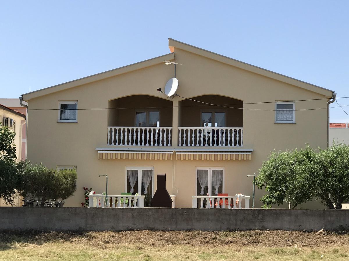 ויר Apartments Villa Engeli מראה חיצוני תמונה