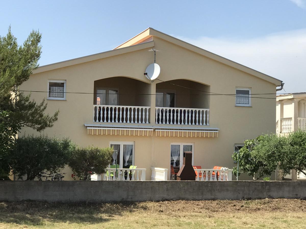 ויר Apartments Villa Engeli מראה חיצוני תמונה